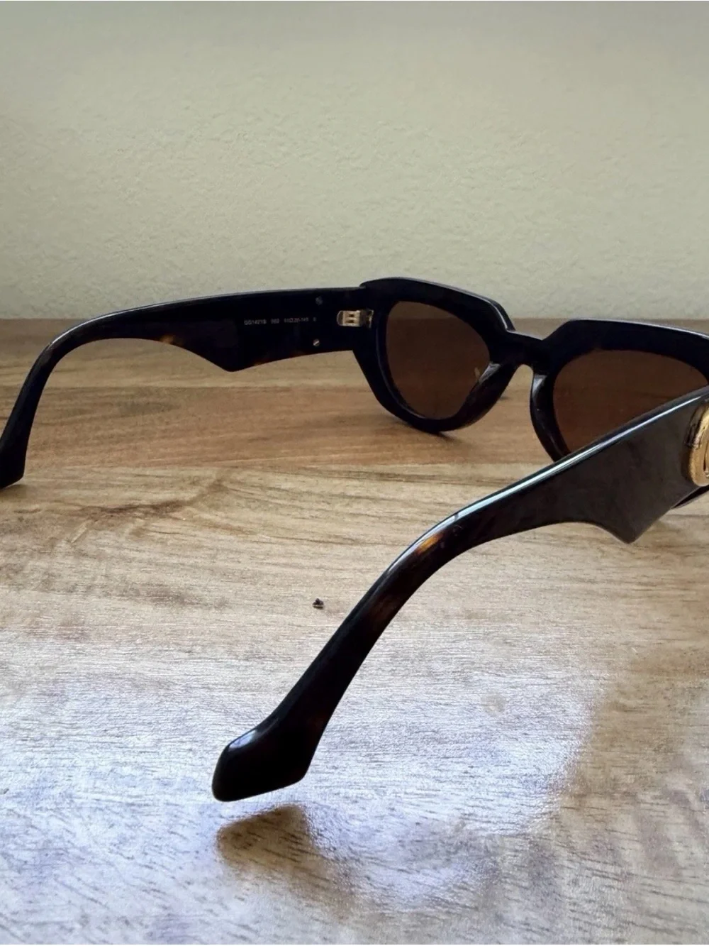 Gucci Black Cat-Eye Sunglasses with Gold GG Logo
